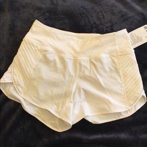 Lululemon highs rise Shorts